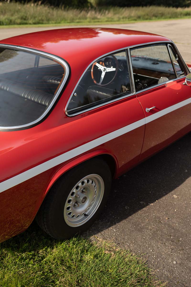 Alfa Romeo Bertone. Fotograf: Frederik Kjær Bruun