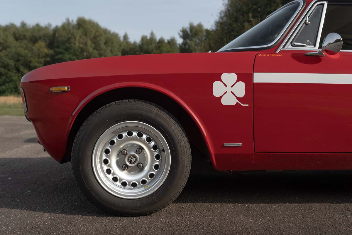 Alfa Romeo Bertone. Fotograf: Frederik Kjær Bruun